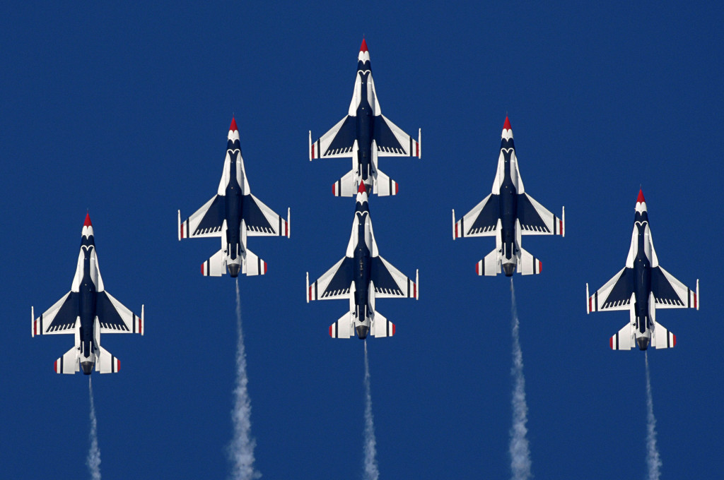 Thunderbirds Formation